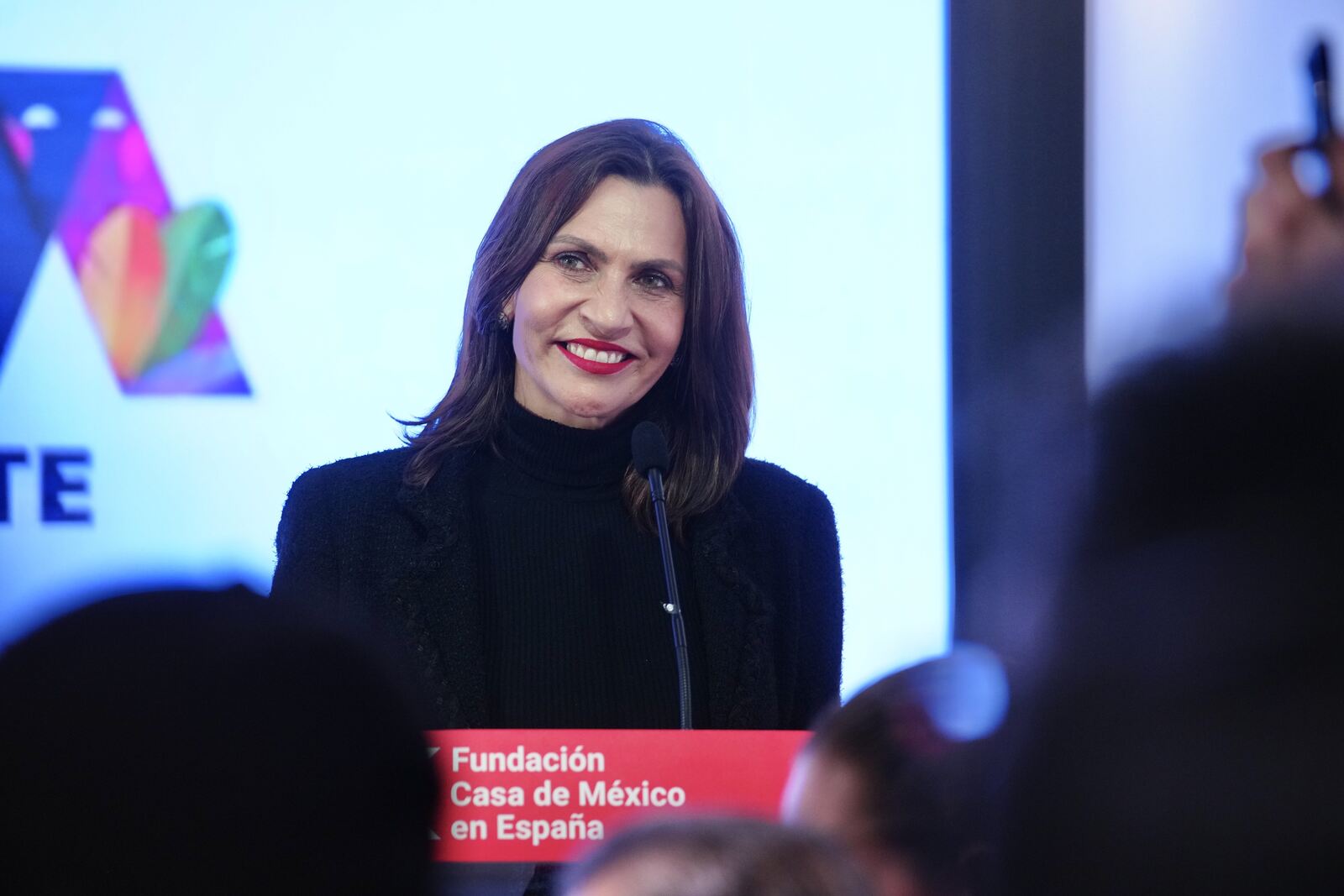 Ximena directora de Casa M&eacute;xico