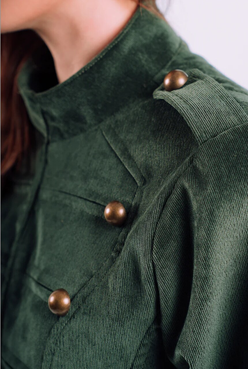 Quirimba Studio, chaqueta militar