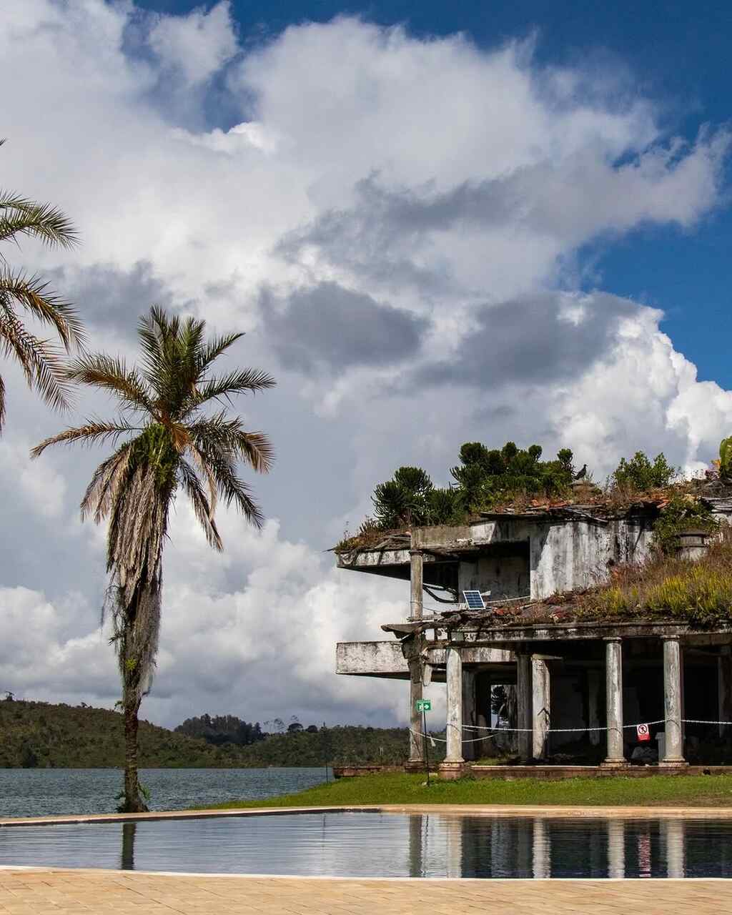 finca pablo escobar