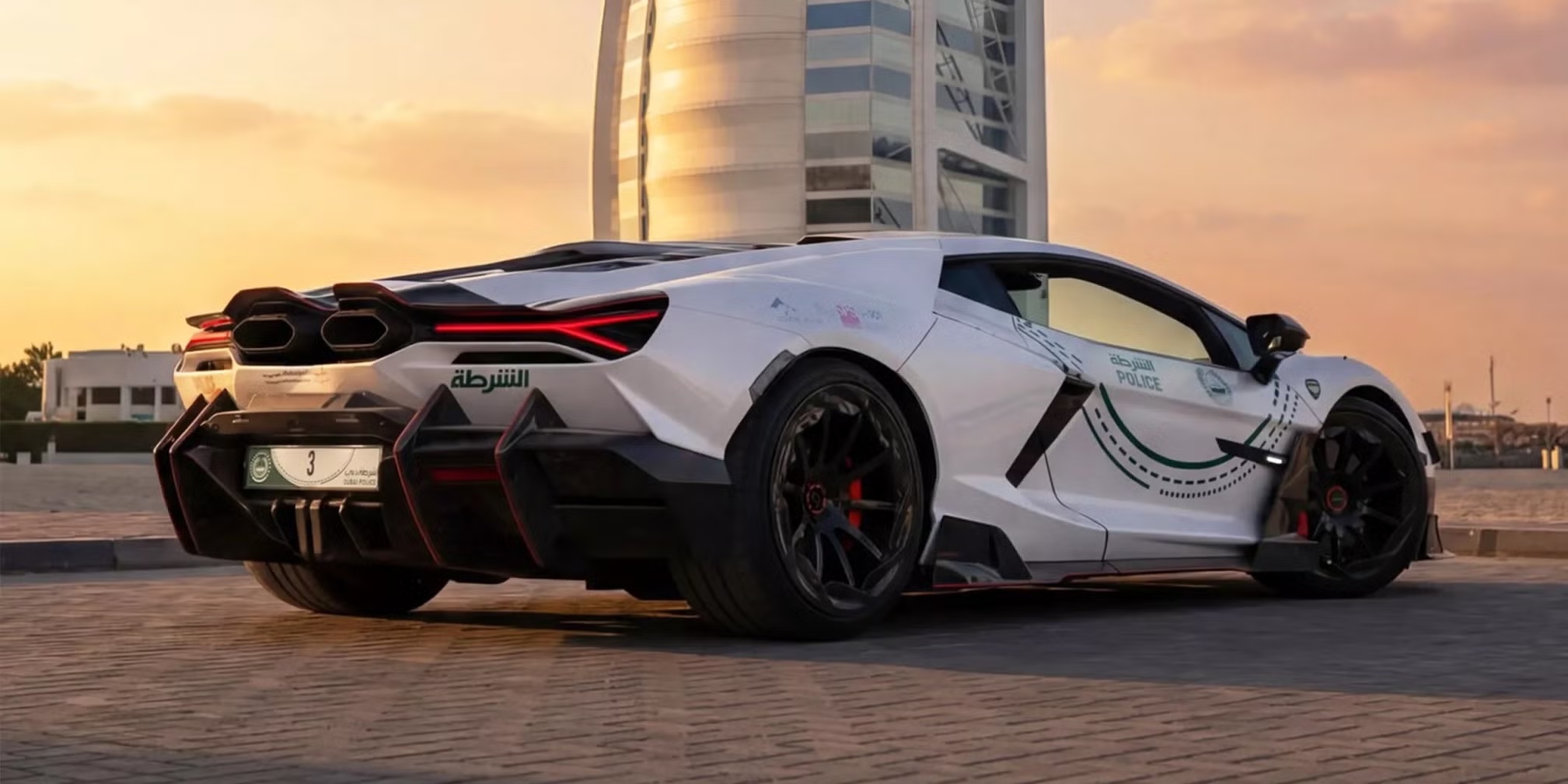 Lamborghini Revuelto