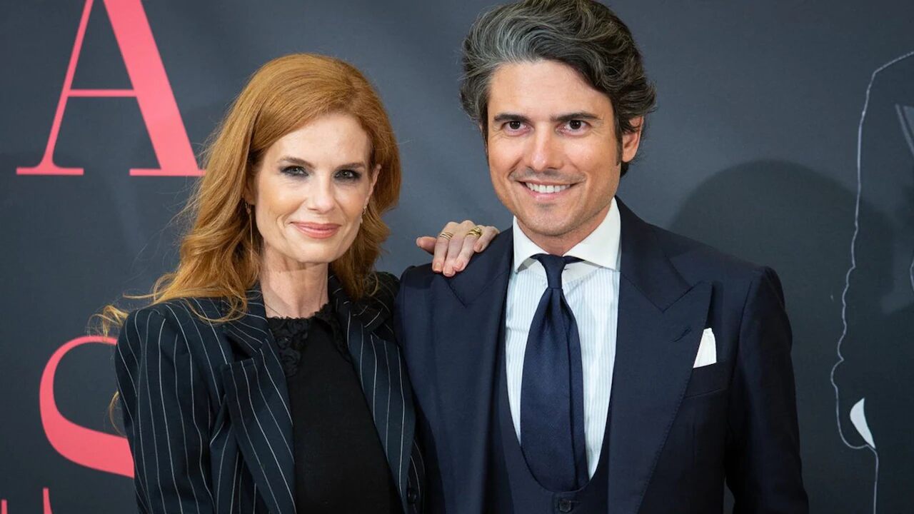 Juli&aacute;n Porras y Olivia de Borb&oacute;n sastrer&iacute;a