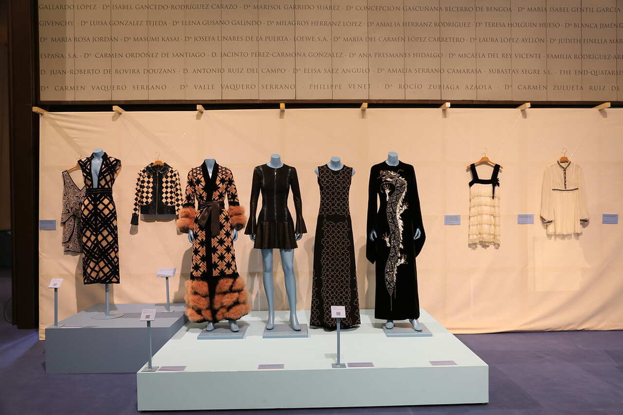 museo del traje exposicion teresa helbig