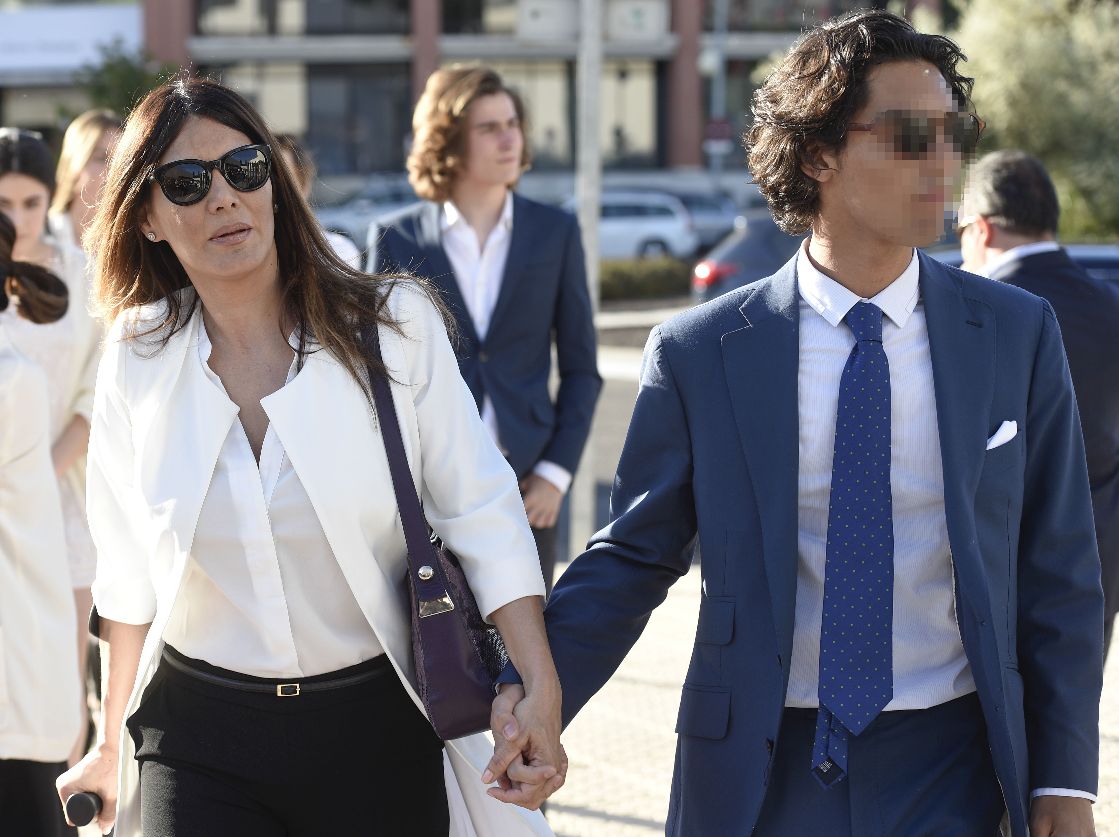 La presentadora Ivonne Reyes con su hijo Alejandro