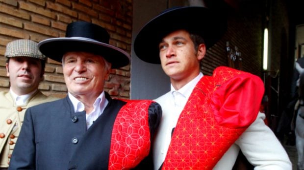 Manuel Benitez y su hijo, Julio (Gtres)