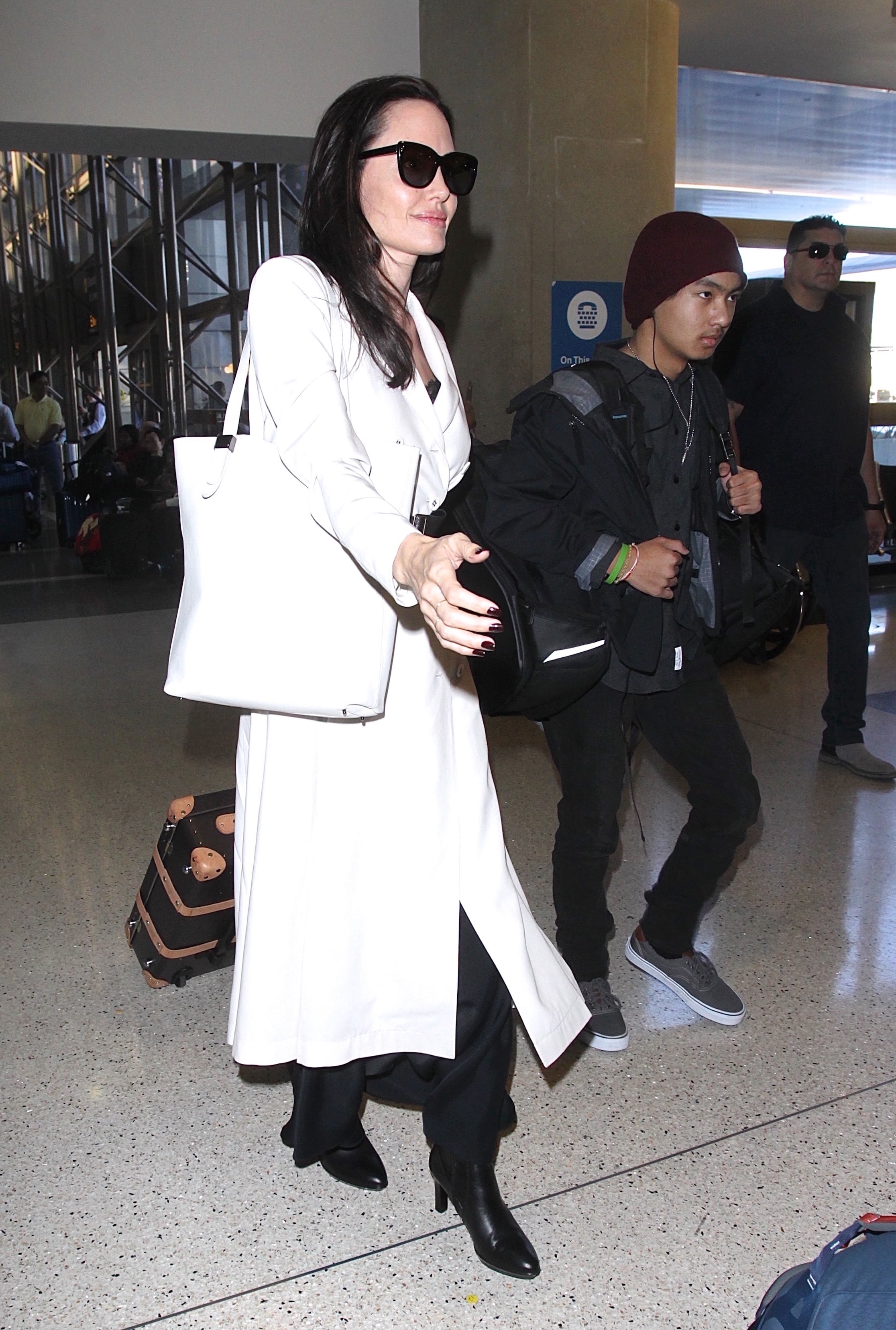 Angelina Jolie Cambio de Estilo Look