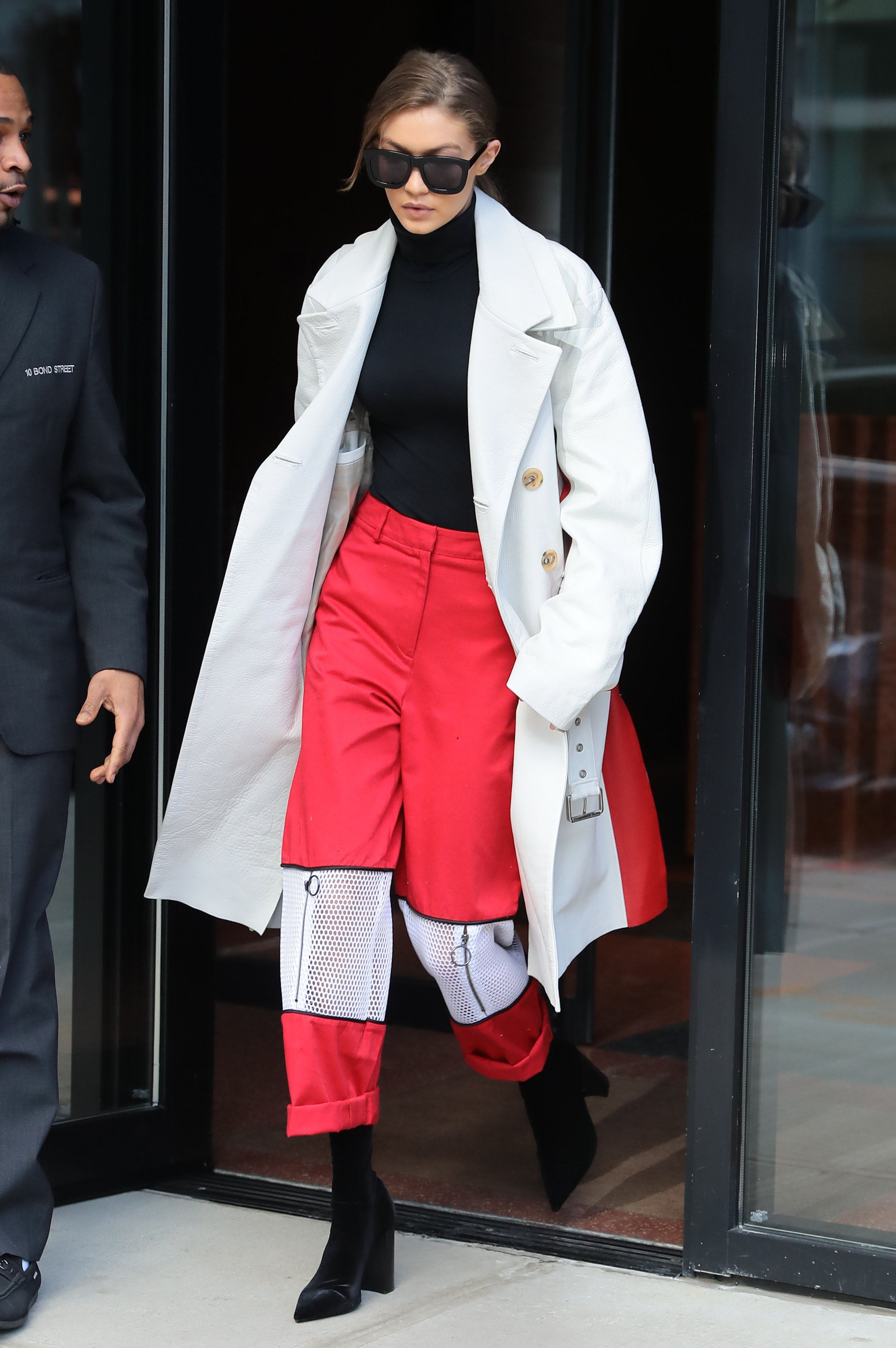 Gigi Hadid Trench Tendencias Primavera Entretiempo