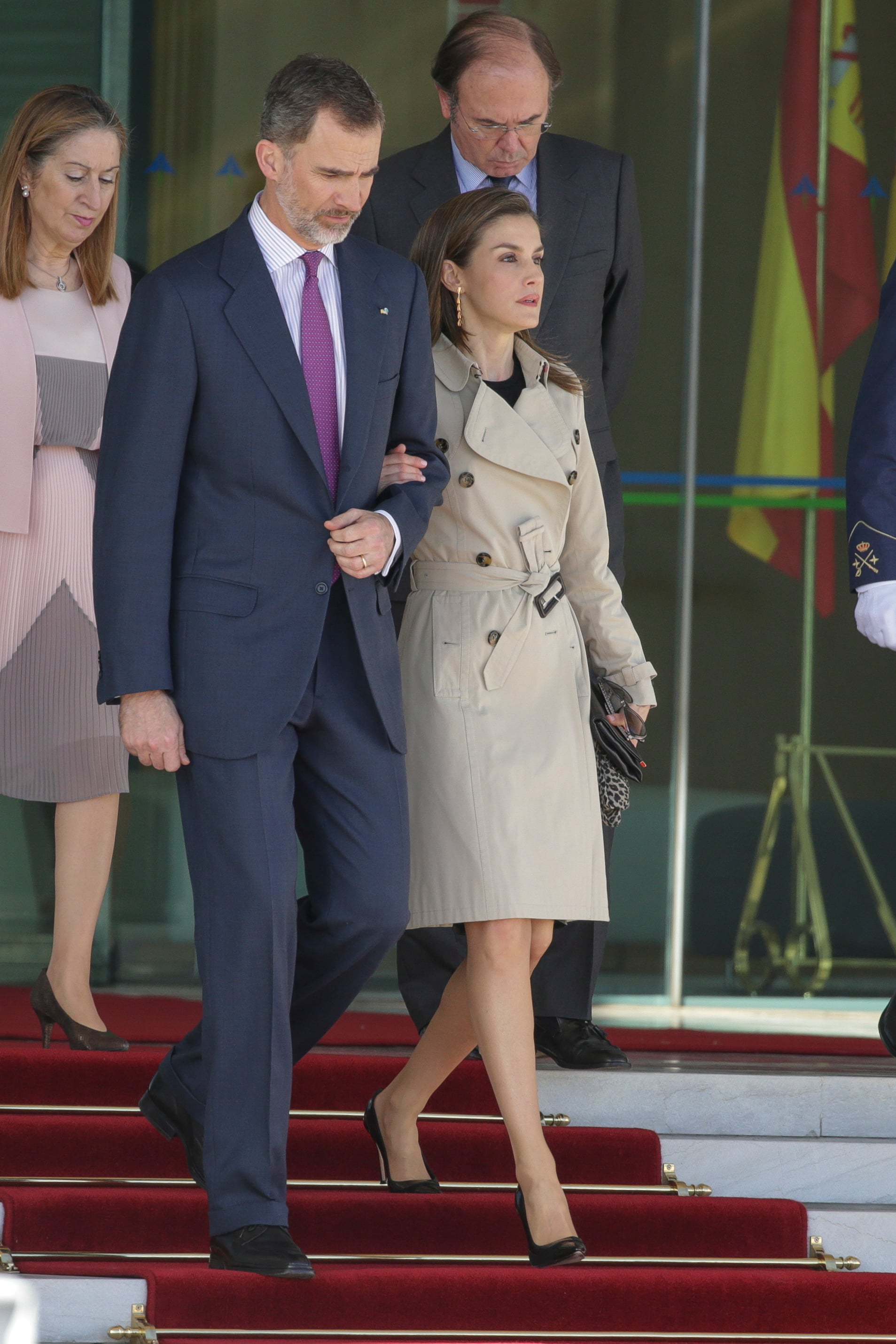 Trench Gabardina Reina Letizia Jap&oacute;n