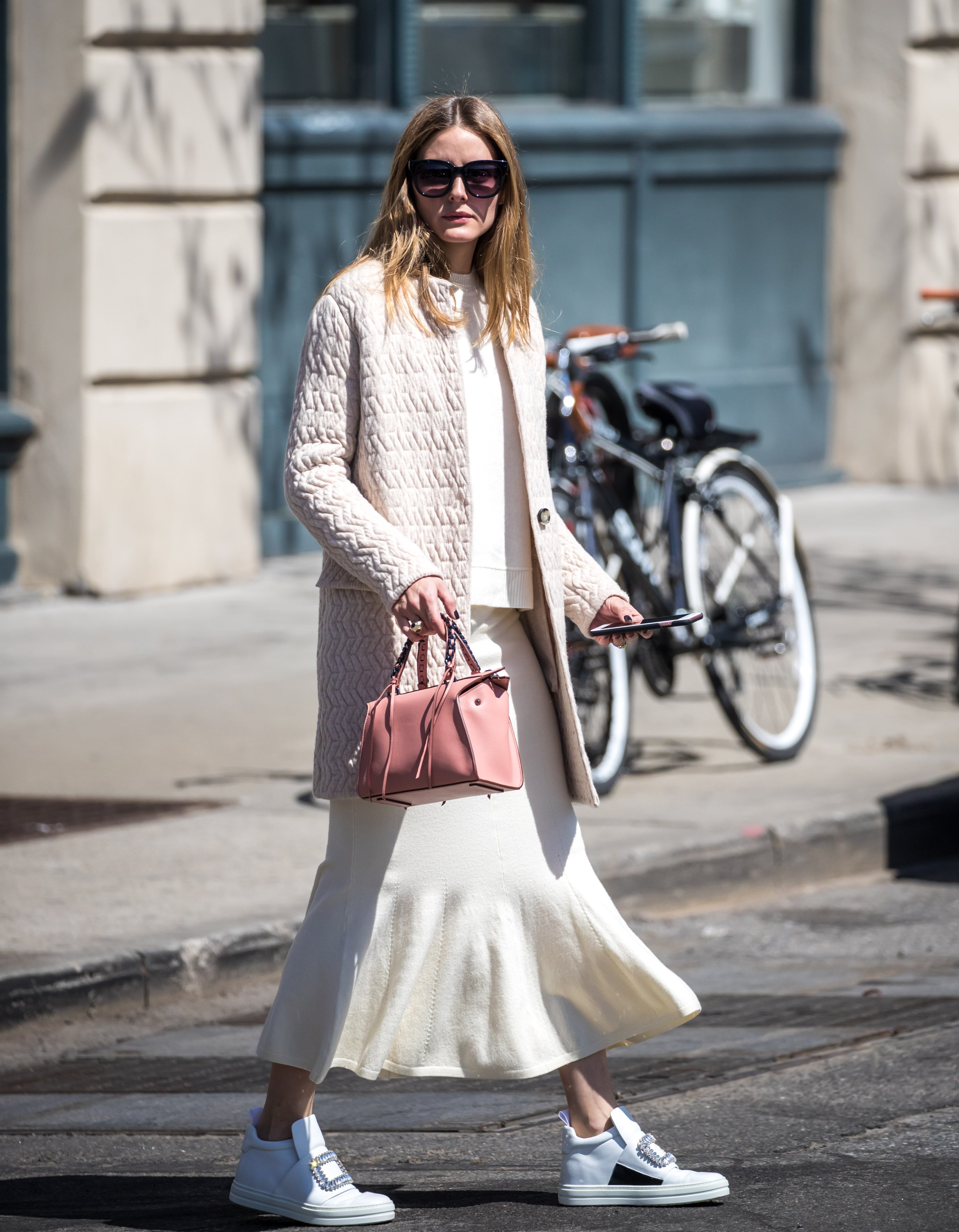 Olivia Palermo Tendencias Primavera 2017 Sneakers