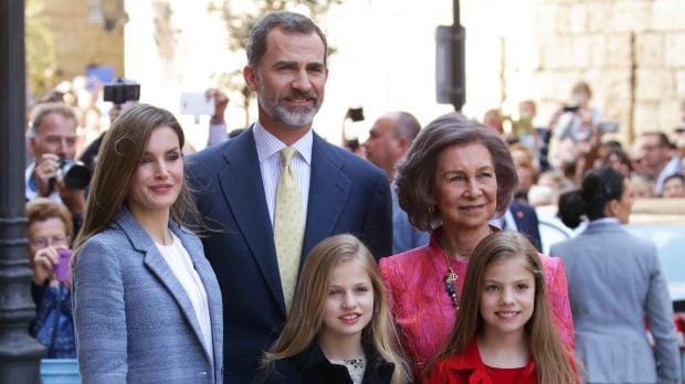 La Familia Real y la Reina Sofía posan delante de los fotógrafos /Gtres