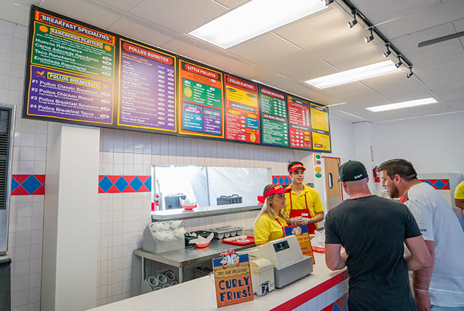 interior pollos hermanos