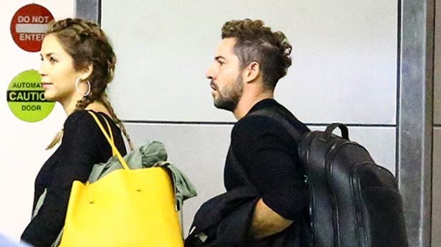 David Bisbal y Rosanna llegan al aeropuerto de Miami /Gtres