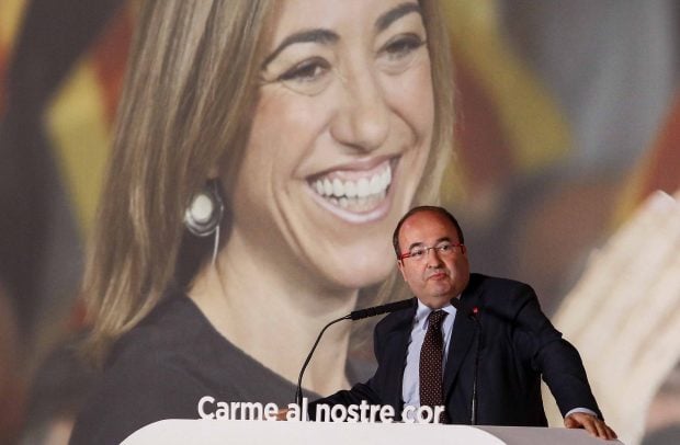 Miquel Iceta durante el homenaje a la recientemente política fallecida Carme Chacón /Gtres
