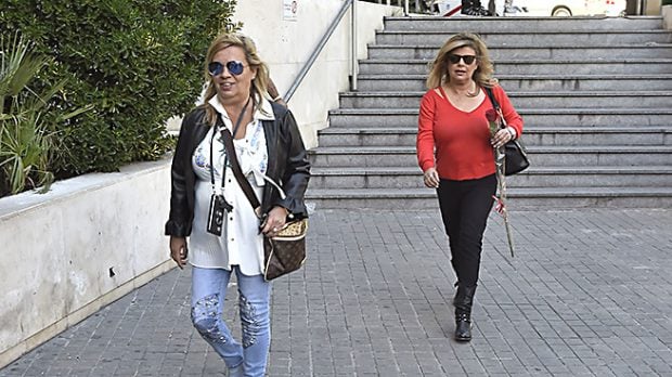 Terelu Campos y Carmen Borrego en las inmediaciones del Hospital /Gtres