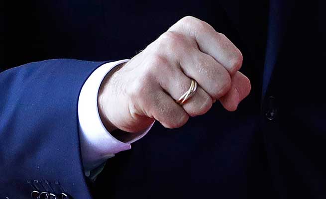 Macron Cartier
