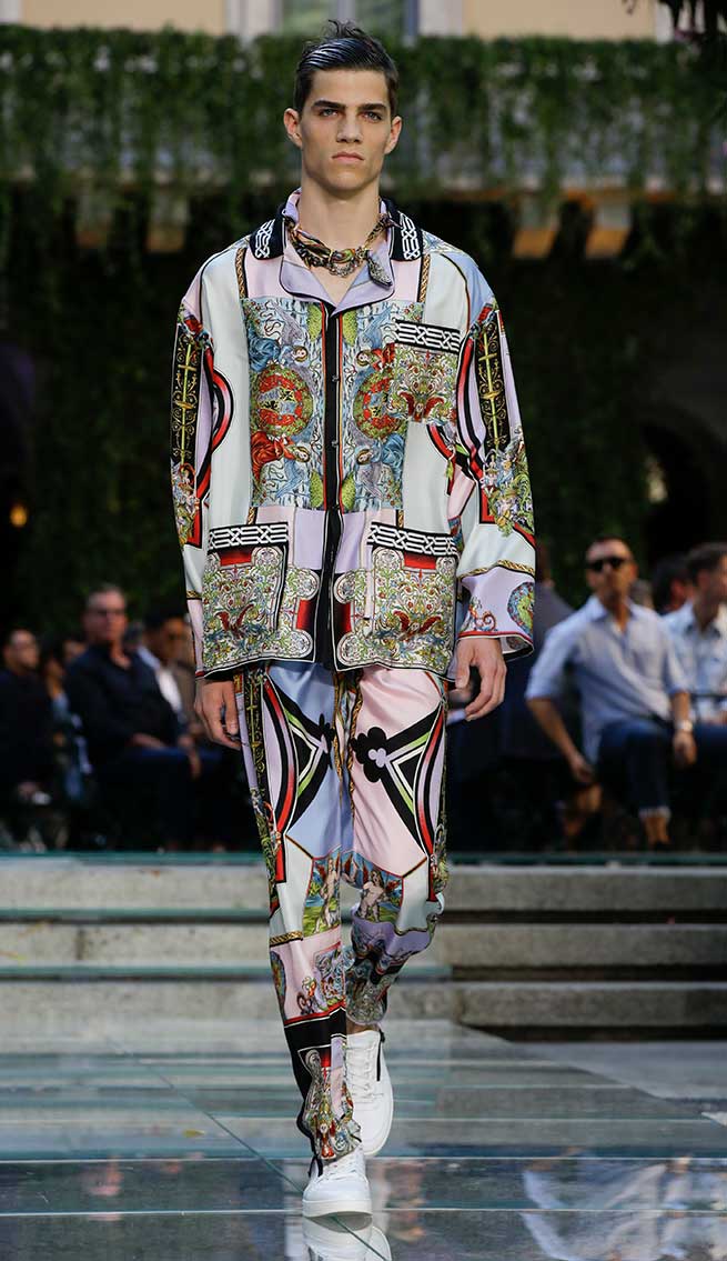 Desfile Versace 2017 Milán