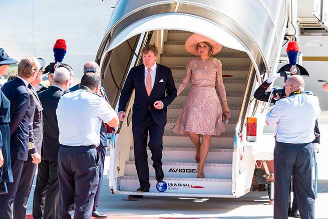 M&aacute;xima Holanda Look Rosa