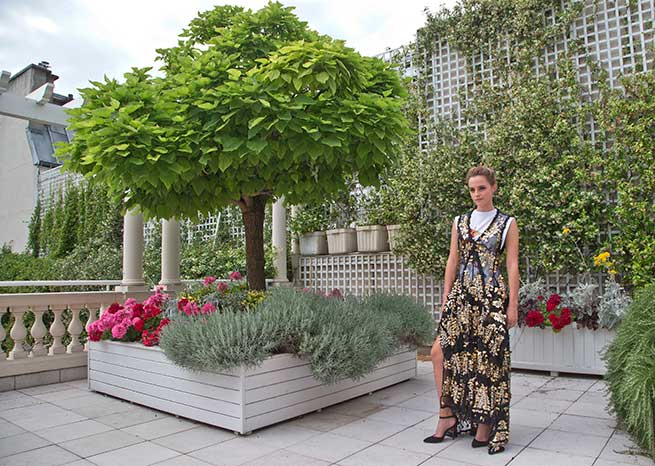 Emma Watson Vestido Camiseta Louis Vuitton