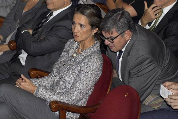 Infanta Elena, Carlos García Revenga