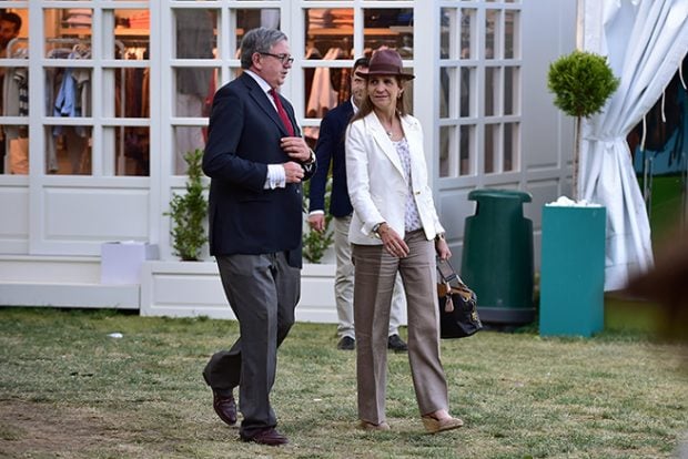 Elena de Borb&oacute;n, Carlos Garc&iacute;a Revenga
