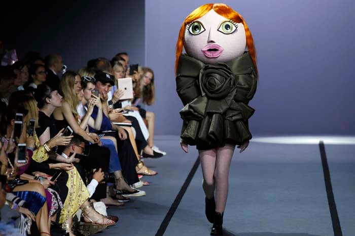 Semana Alta Costura Bomber Viktor Rolf 2017