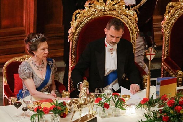 El rey Felipe y la princesa Anna