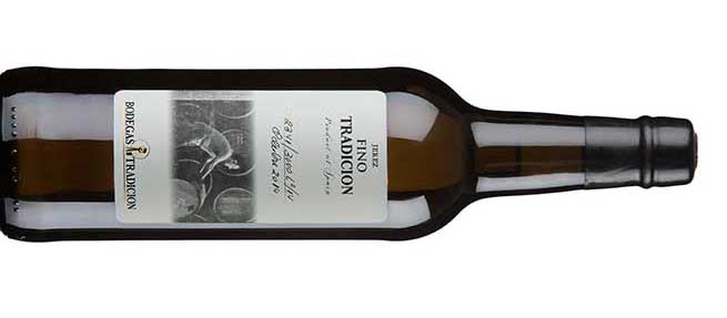Fino Tradici&oacute;n / Cortes&iacute;a de la bodega