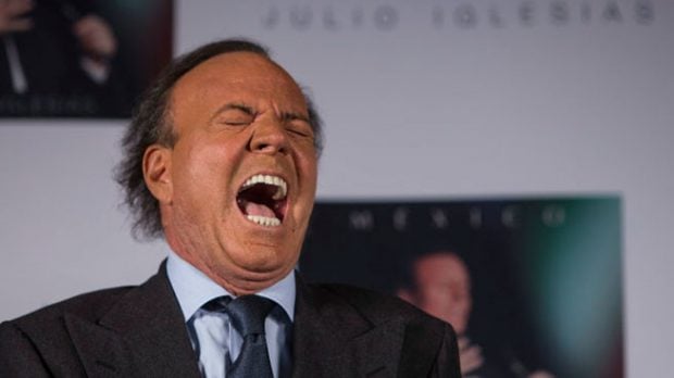 Julio Iglesias 