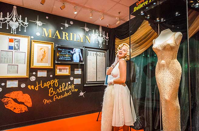 El vestido m&aacute;s caro del mundo se expone en San Francisco
