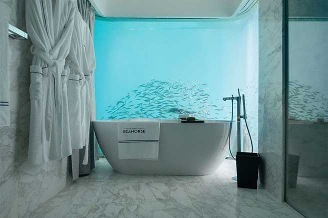 Floating Seahorse dubai