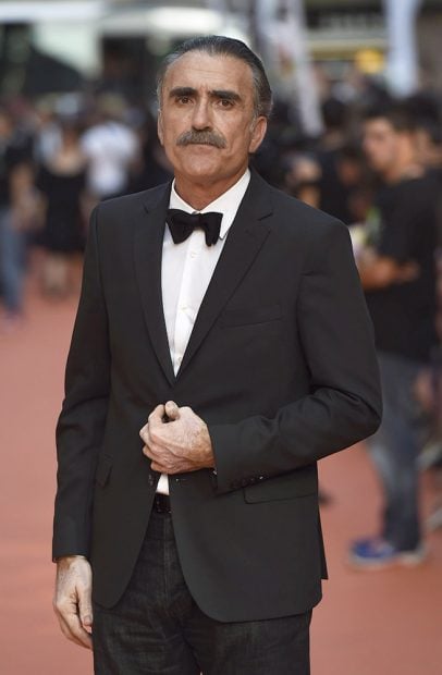 Juan y Medio