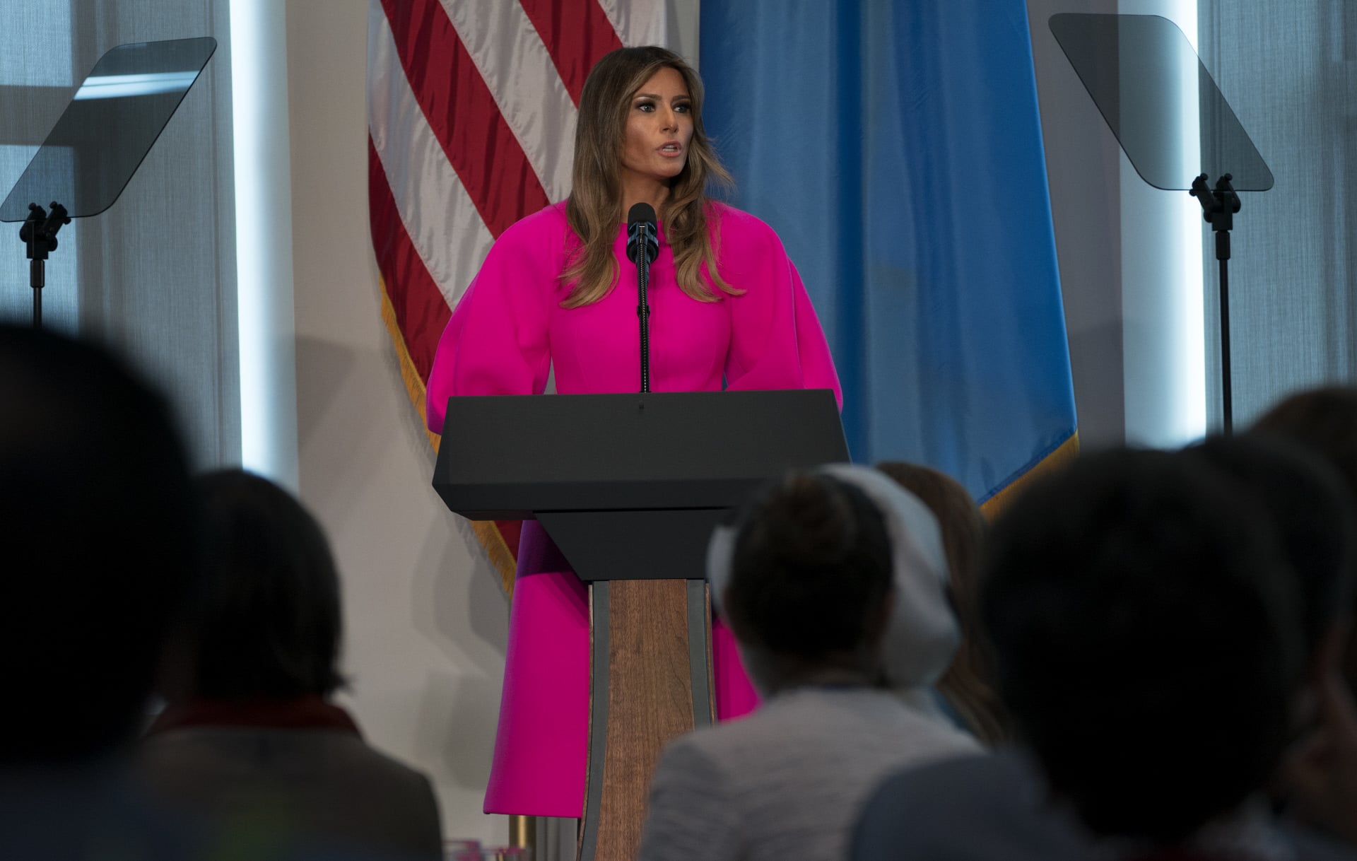 Melania Trump Vestido Abrigo Fucsia Delpozo