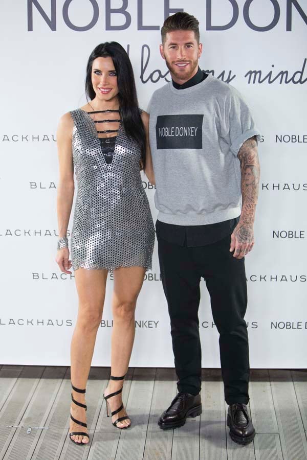 El futbolista Sergio Ramos y Pilar Rubio durante el photocall de presentacion de la marca de ropa Noble Donkey en Madrid / Gtres
