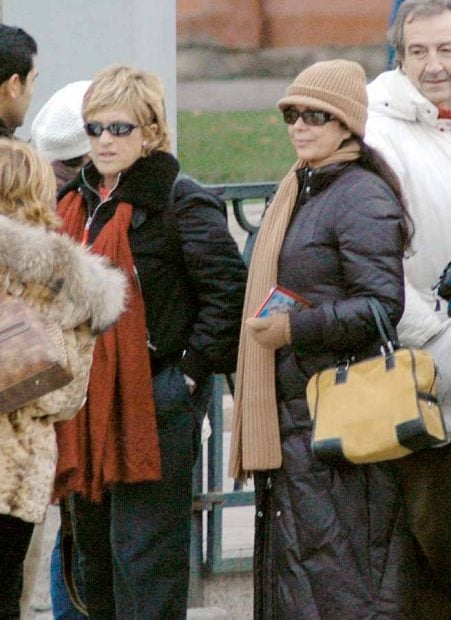 Isabel Pantoja y Chelo Garc&iacute;a Cort&eacute;s