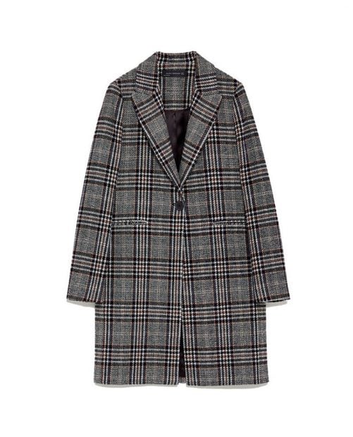 Kate Middleton agota un abrigo de Zara