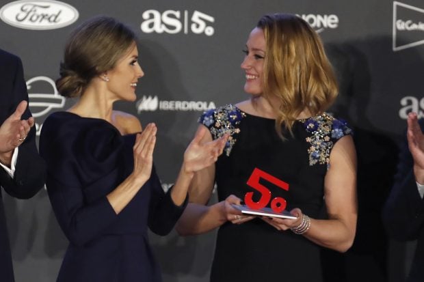 Do&ntilde;a Letrizia junto a Mireia Belmonte