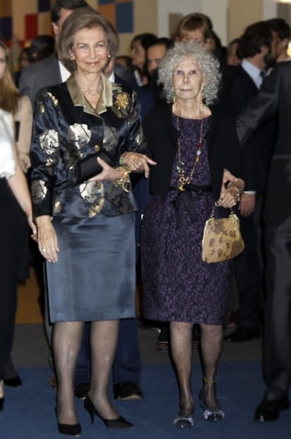 La reina Sofía con Cayetana de Alba