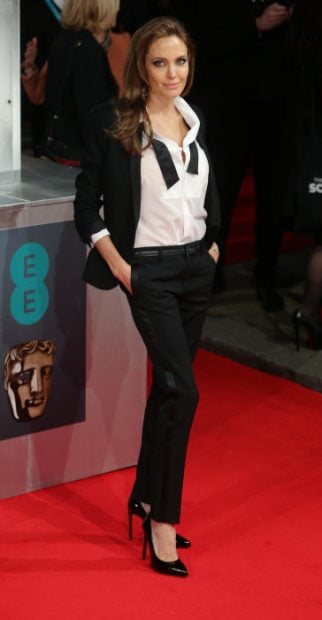 Angelina Jolie con el esmoquin / Gtres