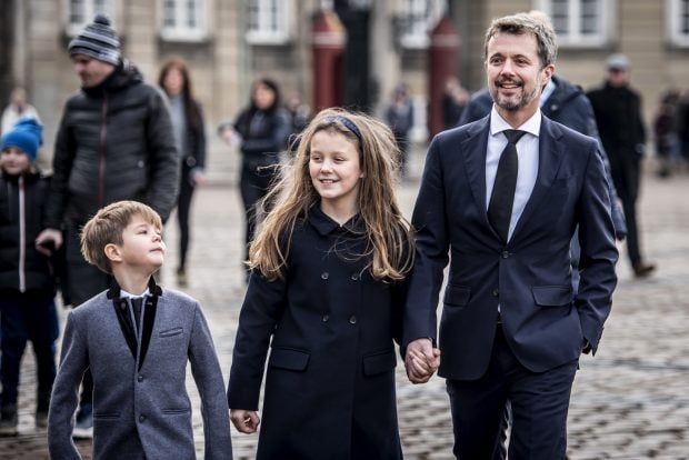 Federico de Dinamarca con sus hijos / Gtres