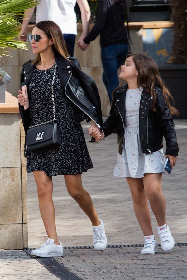 Paula Echevarr&iacute;a y su hija Daniella