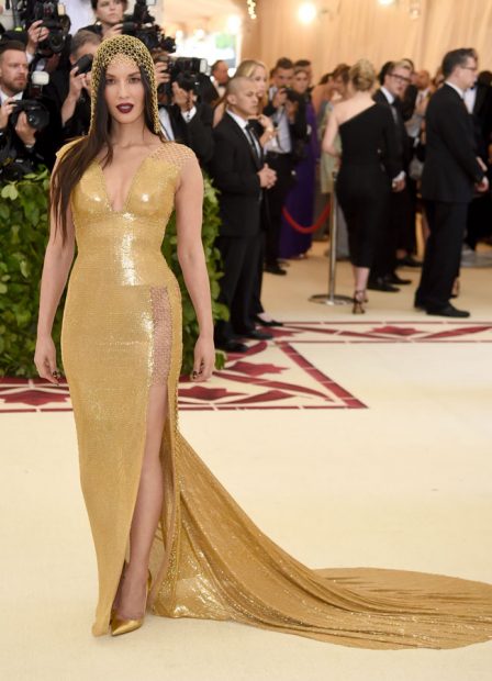 Olivia Munn en la gala MET 2018