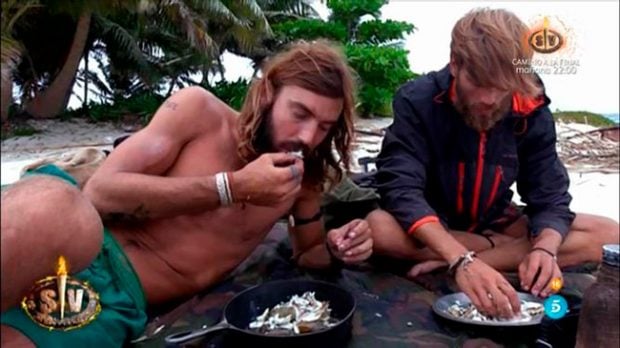 Logan Sampedro, Sergio Carvajal