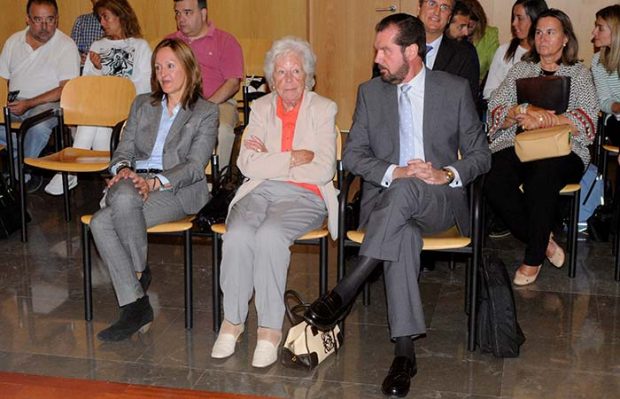 Henar Ortiz, Menchu &Aacute;lvarez del Valle y Jes&uacute;s Ortiz
