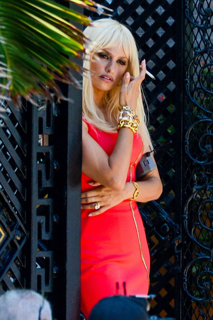 Pen&eacute;lope Cruz como Donatella Versace