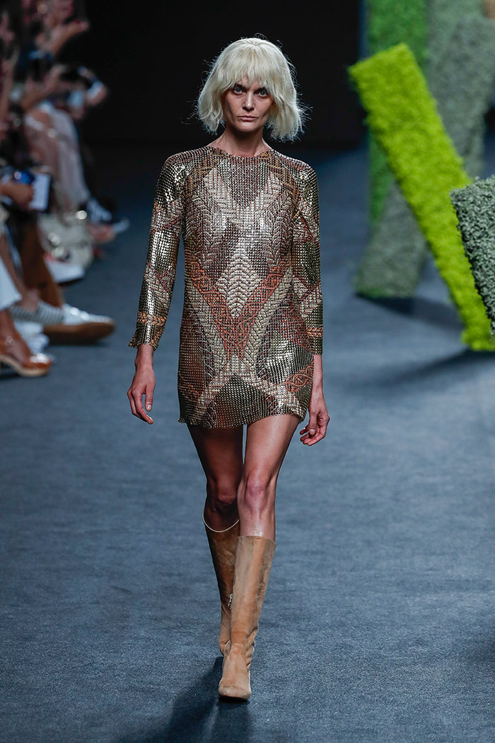 vestido teresa helbig adriana ugarte hormiguero