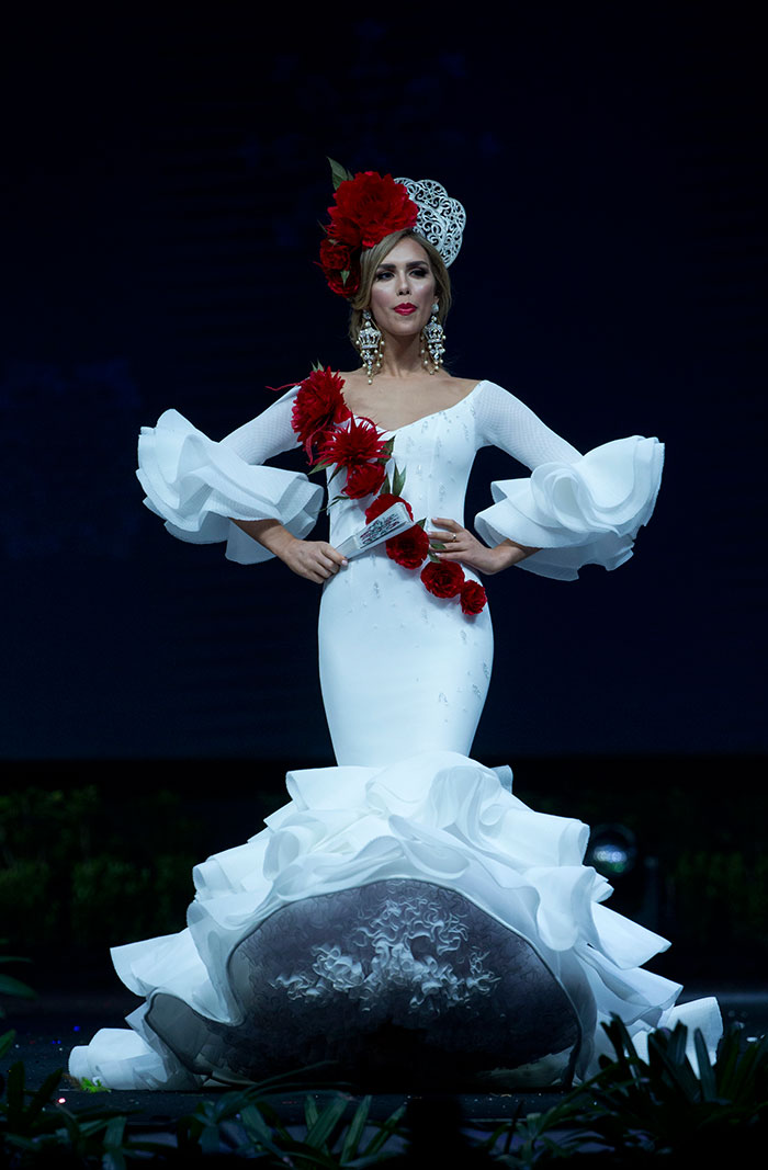 La modelo &Aacute;ngela Ponce en Miss Universo