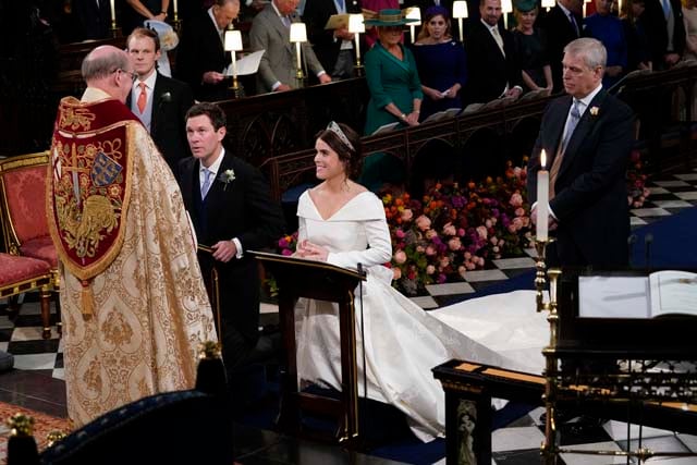 Eugenia de York y Jack Brooksbank el d&iacute;a de su boda 