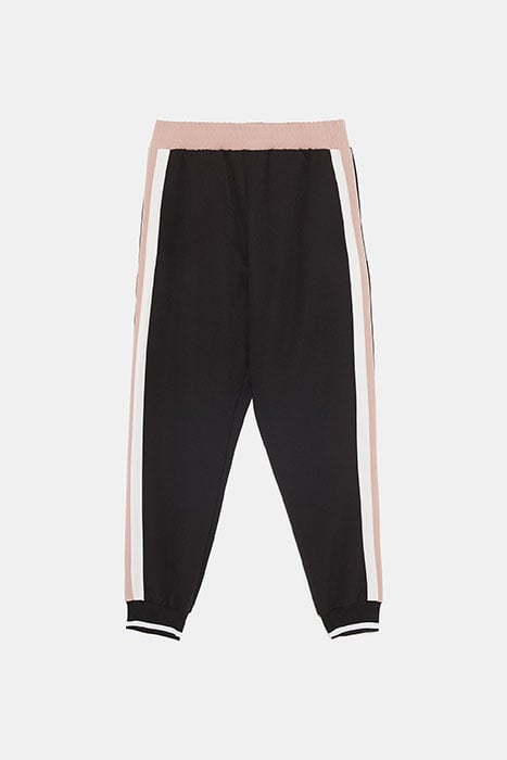 Pantal&oacute;n de ch&aacute;ndal de Zara