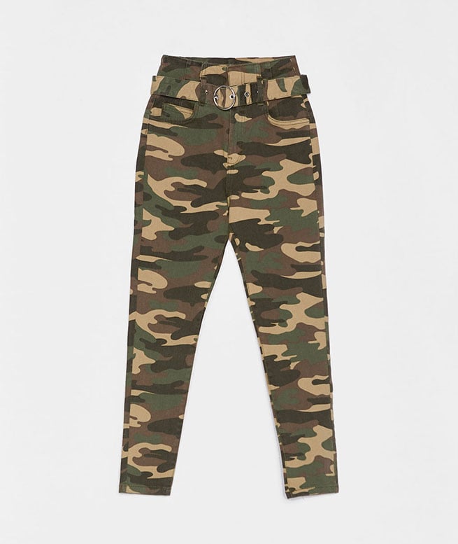 pantalon camuflaje bershka