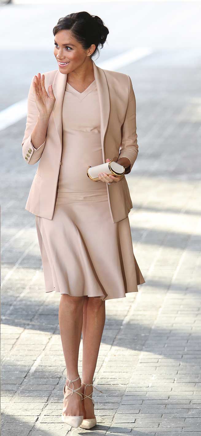 meghan markle zapatos aquazzura