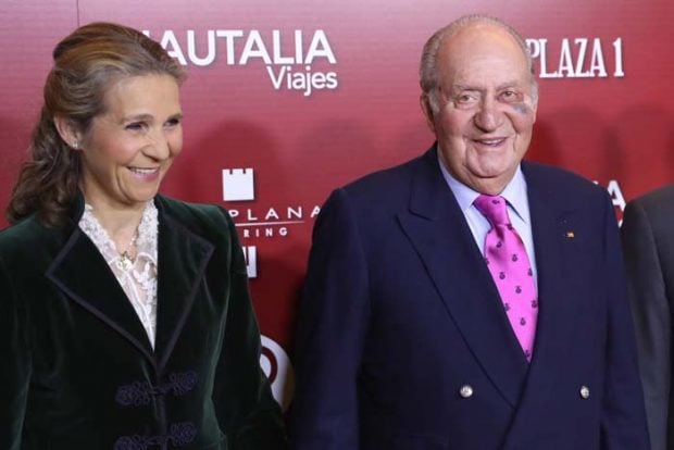 rey juan carlos ojo morado